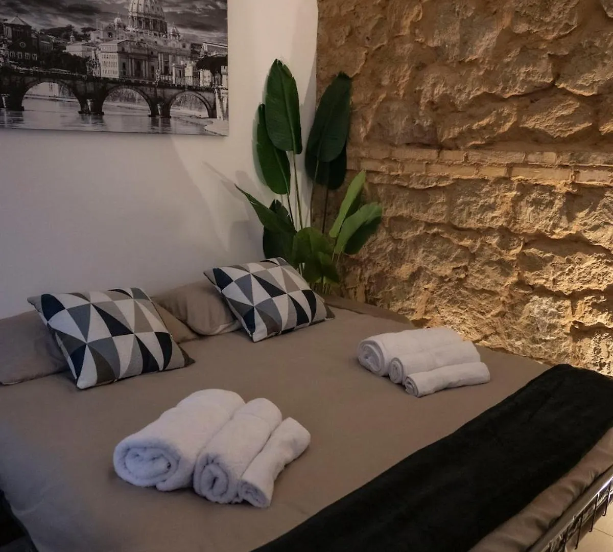 Maison Monteverde, Trastevere Rome